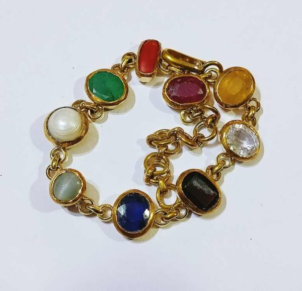 Shaligram bracelet in pure silver - Rudra Centre